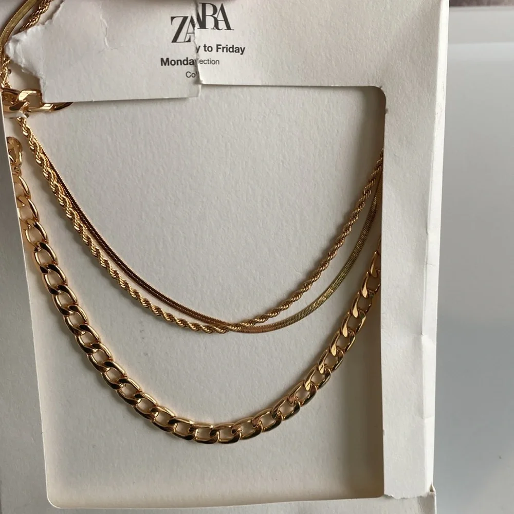 NWT 3 Pack Gold Tone Chain Necklace